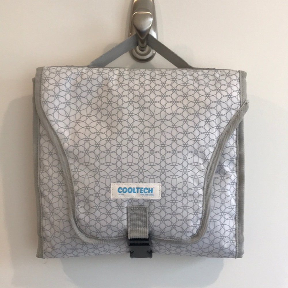 Cooltech car seat cooler.